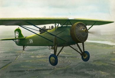 ANBO-IV (1932). Tai vienas geriausių Antano Gustaičio konstrukcijos lėktuvų, skirtas žvalgybai ir bombardavimui. Pirmą kartą išbandytas liepos 14 d. Nuo 1934 m. šis modernus ir gerai ginkluotas lėktuvas pakeitė visus pasenusius Lietuvos karo aviacijos žvalgybos lėktuvus